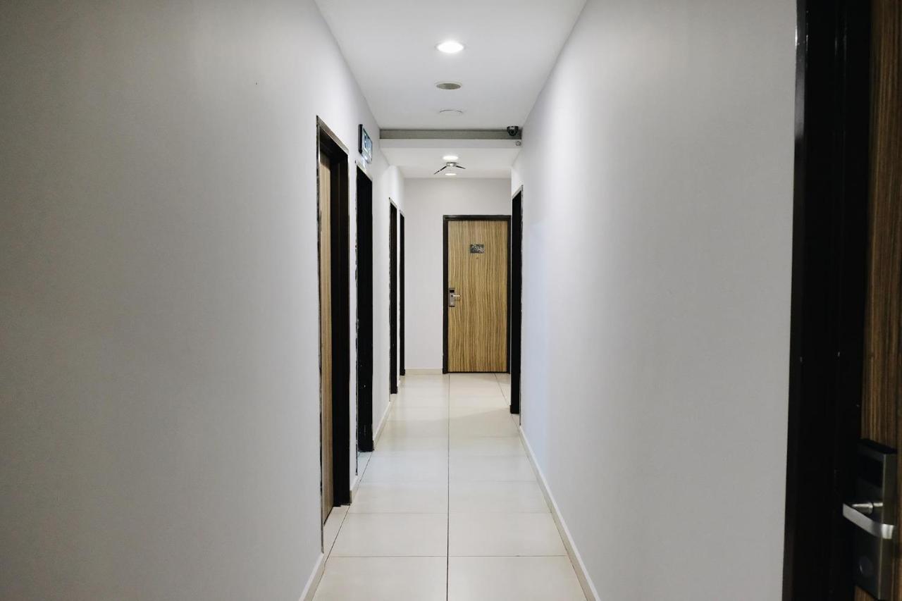 Era Plus Hotel Seri Kembangan Dış mekan fotoğraf
