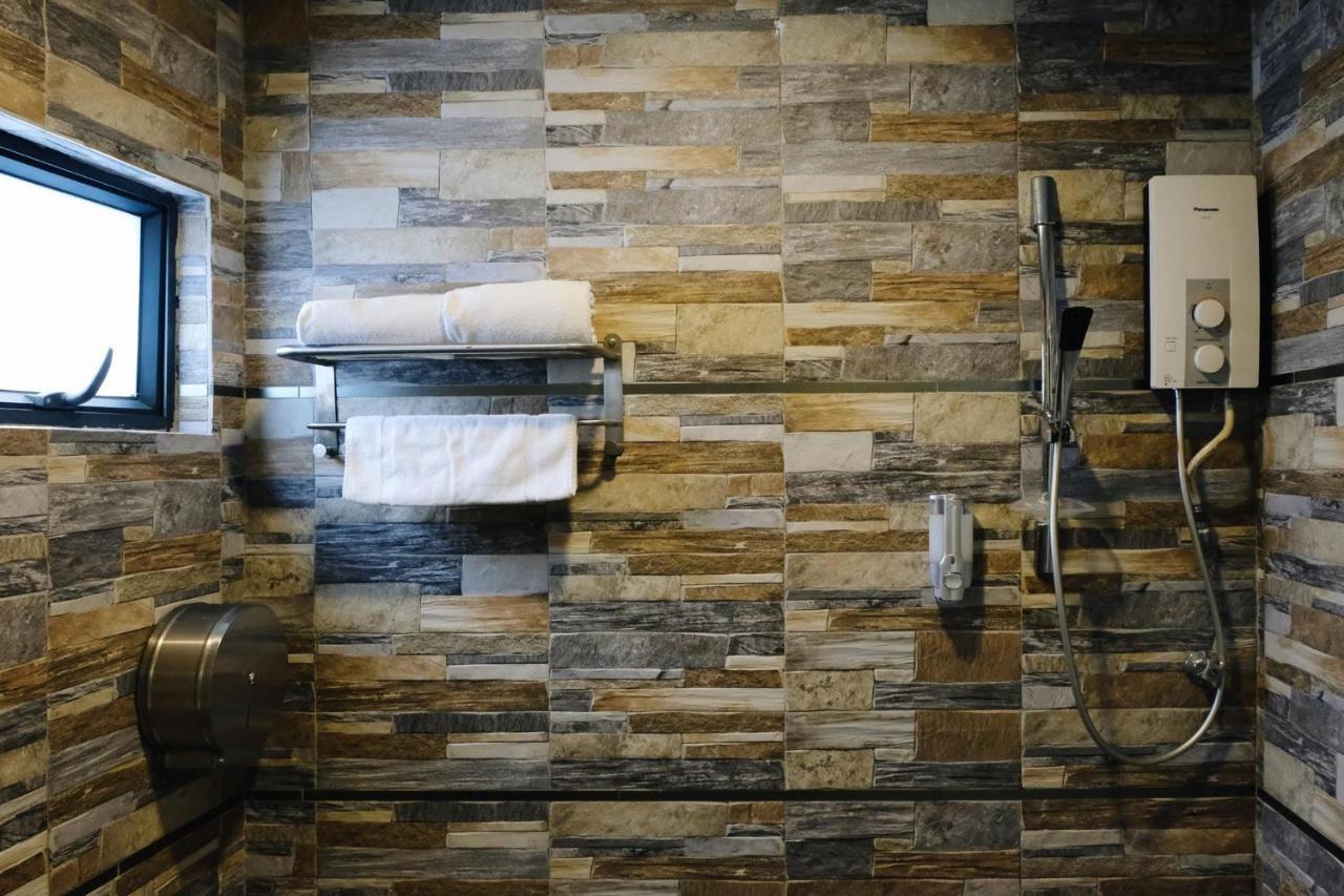 Era Plus Hotel Seri Kembangan Dış mekan fotoğraf