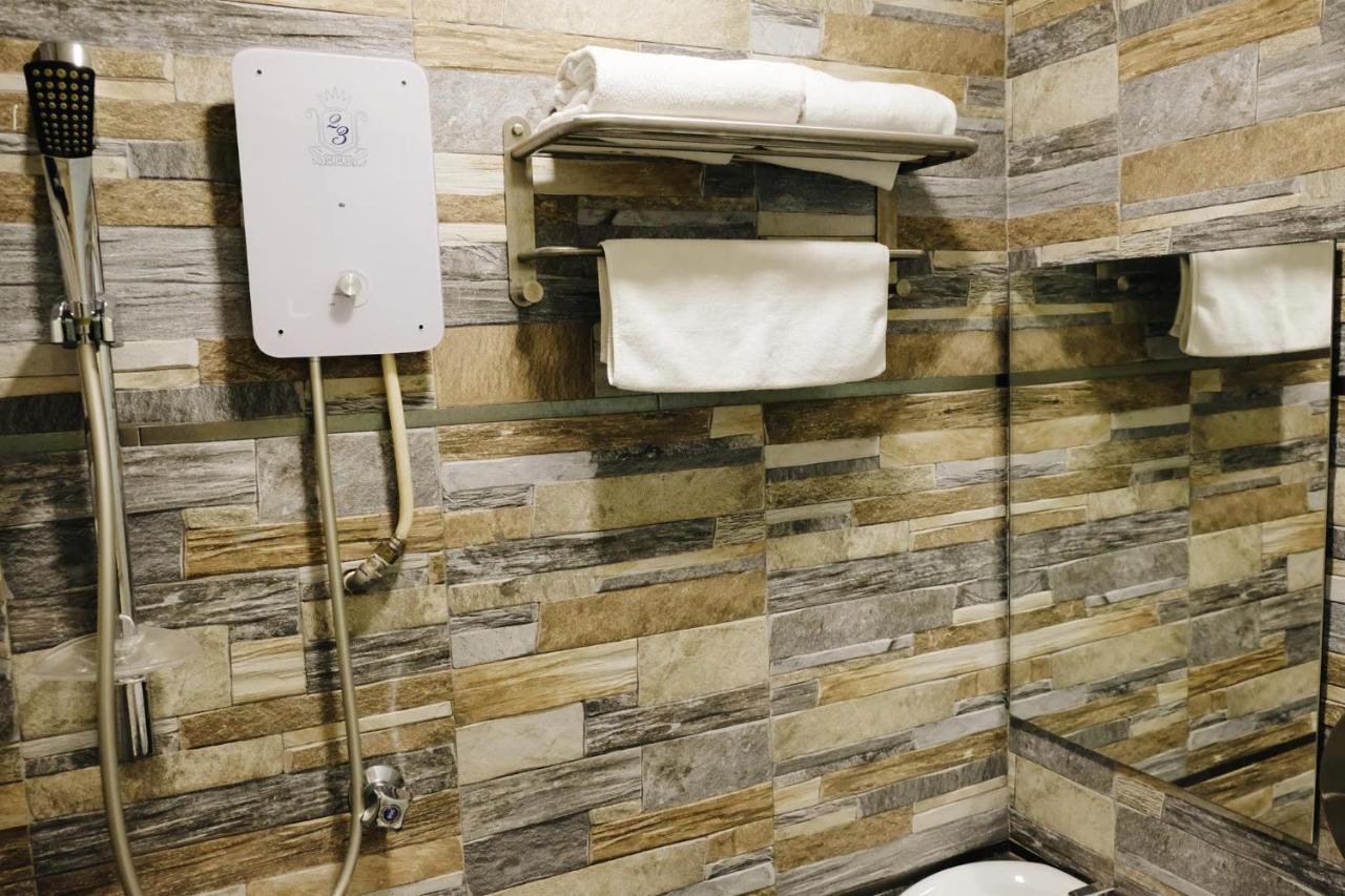 Era Plus Hotel Seri Kembangan Dış mekan fotoğraf